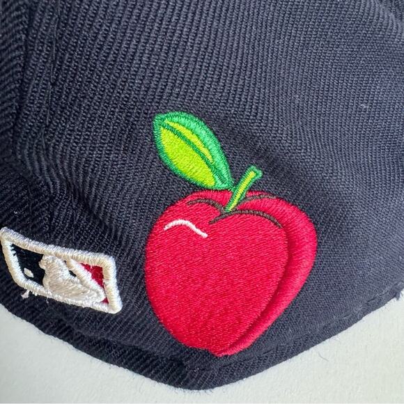 New Era Ny Yankees Hat, Fitted 8- Special Subway Apple Statue of Liberty serie - Picture 6 of 11